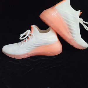 Steve Madden- Cello Sneakers Orange/White